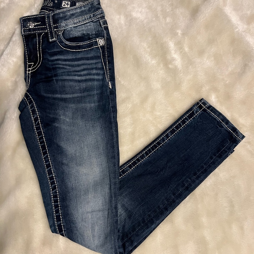 Miss Me Signature ankle skinny jeans 24”x 26 1/2”flap button pockets rhinestone